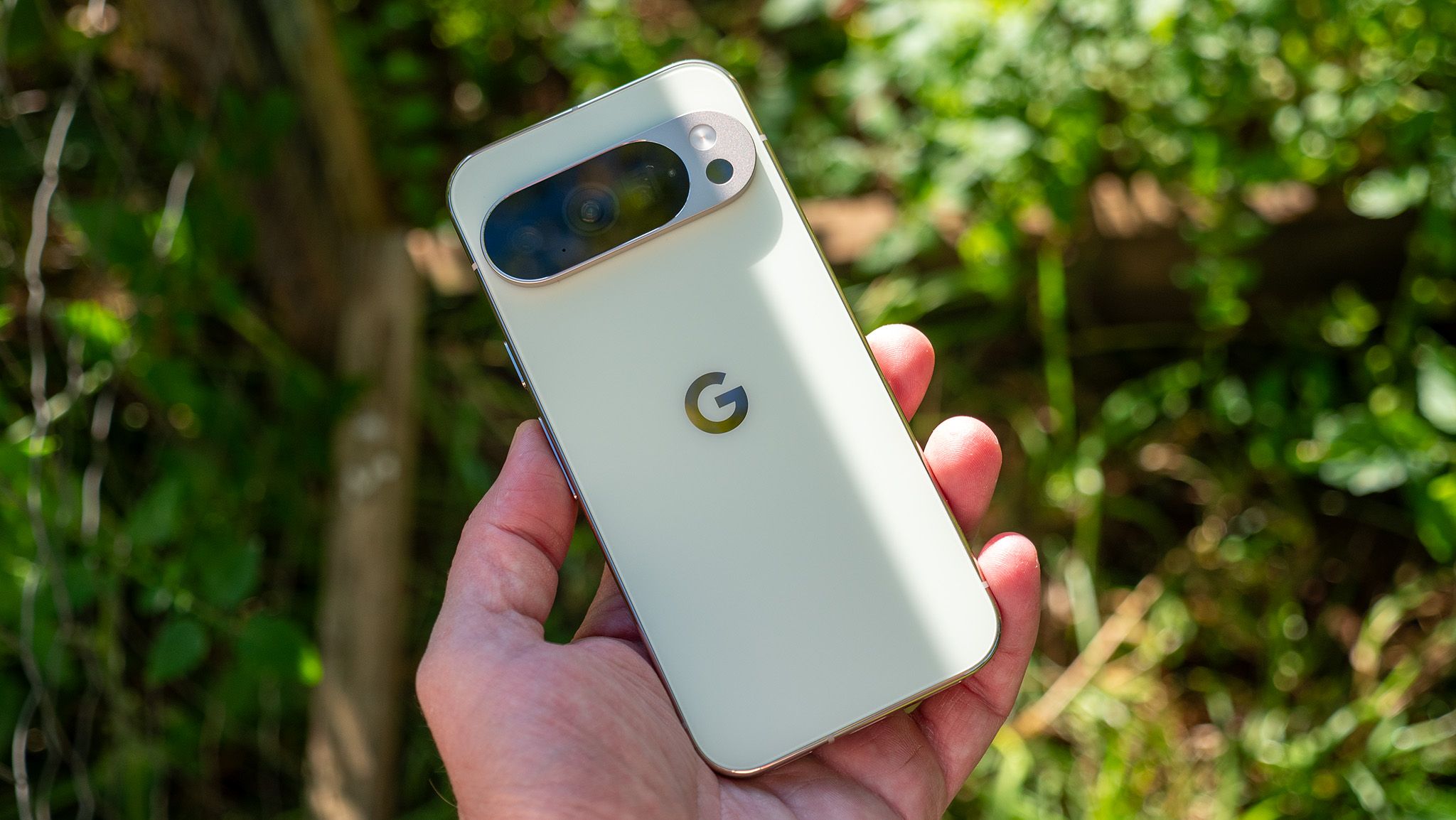 I've been waiting for the Google Pixel 10 Pro to get a good discount ahead of the Pixel 11 launch, and Amazon has finally delivered
